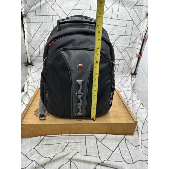 Swiss Gear Laptop Backpack Black Cross Logo Zippered Compartment Size 16In - Picture 9 of 13